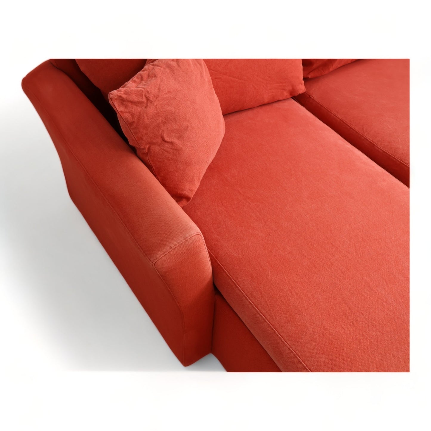 Nyrenset | Rød sovesofa med puff