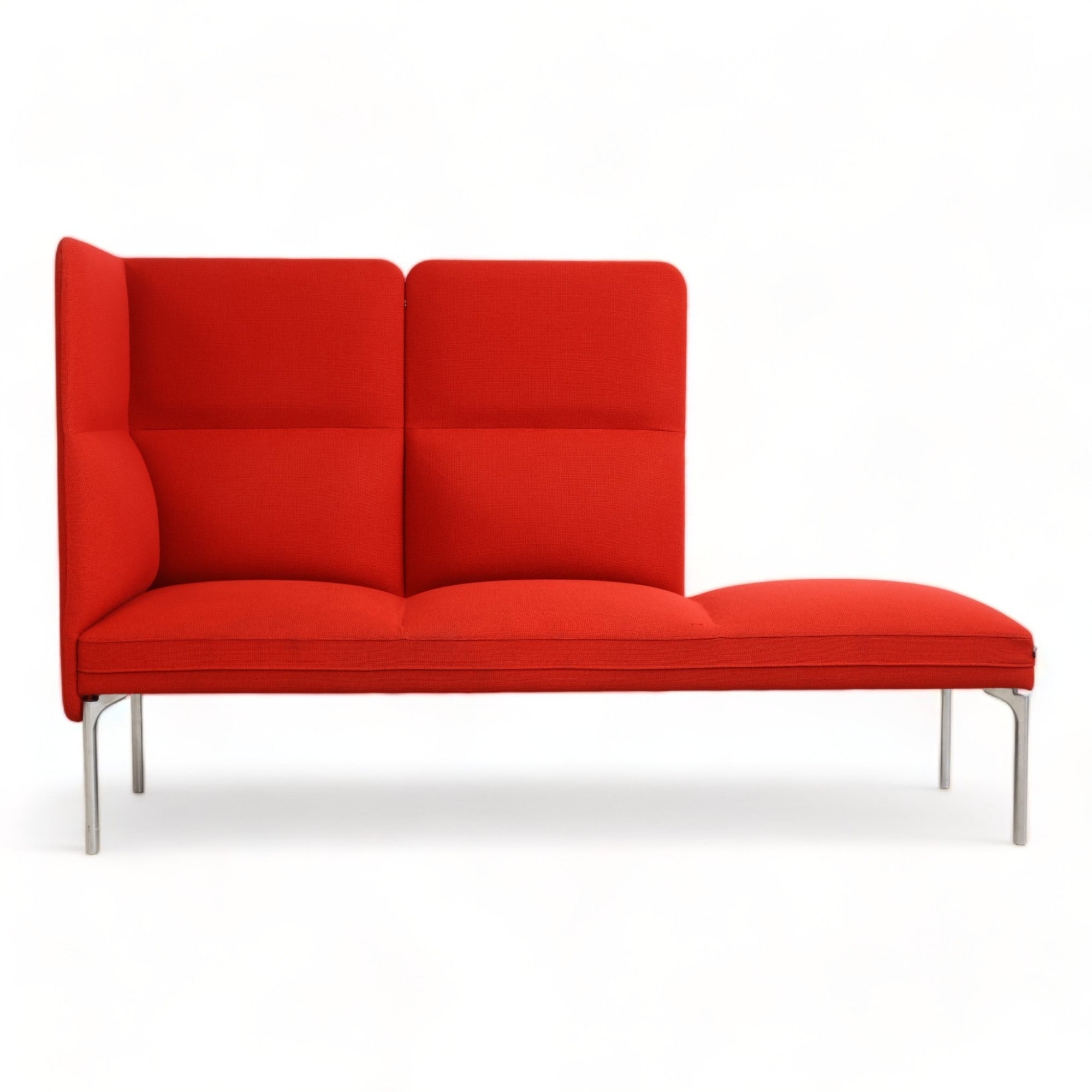 Nyrenset | Rød Fora Form Senso sofa med åpen ende og høy rygg – Secundo