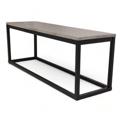 Nyrenset | Lindø sofabord i betong/sort