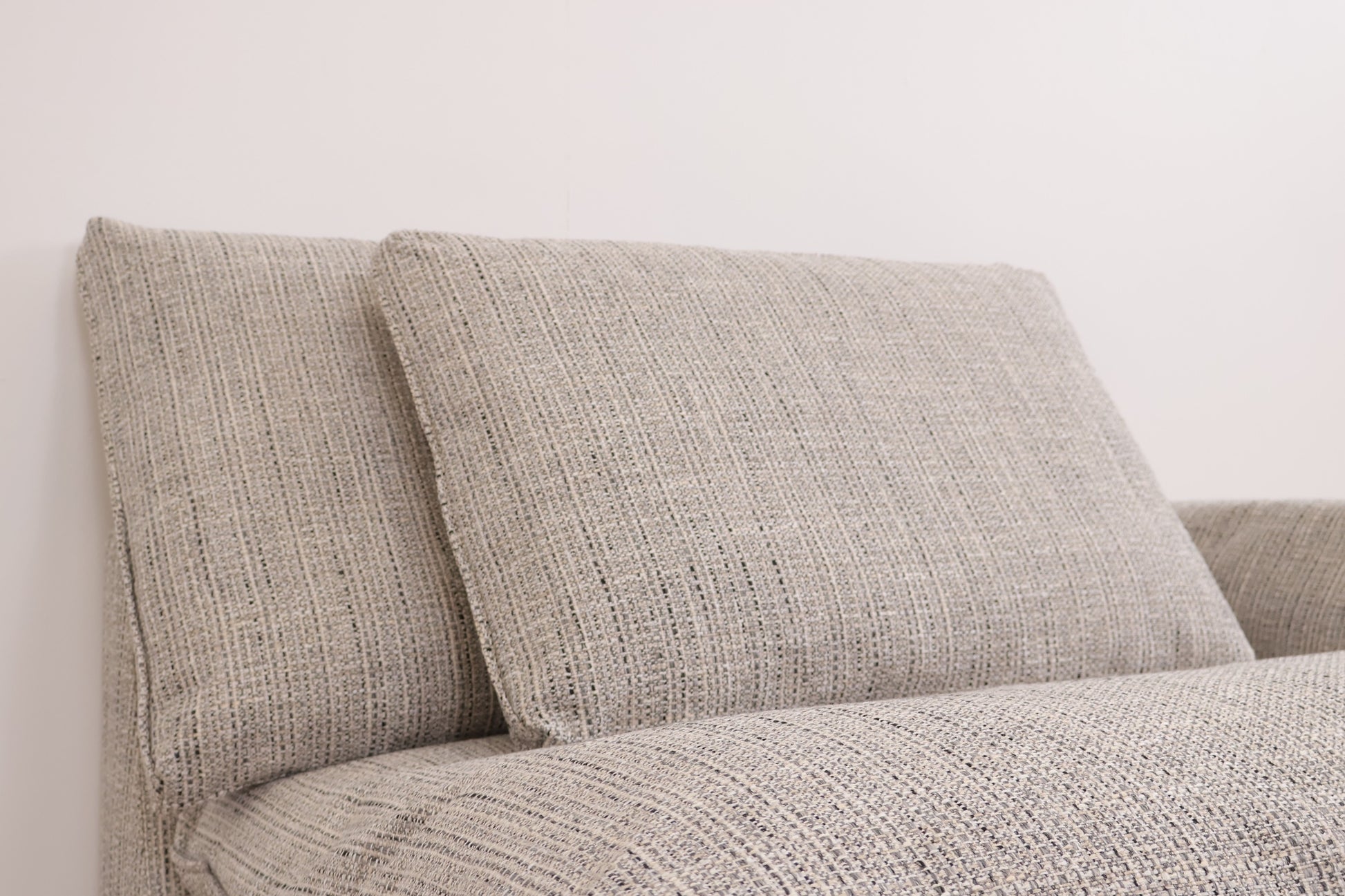 Ubrukt | Grå/beige Arizona 1-seter sofa fra SixBondStreet