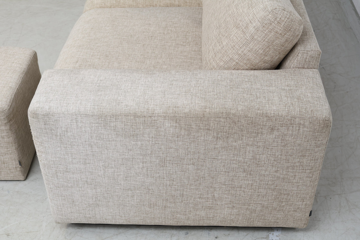 Nyrenset | Beige Bolia Sepia 2,5-seter sofa med puff