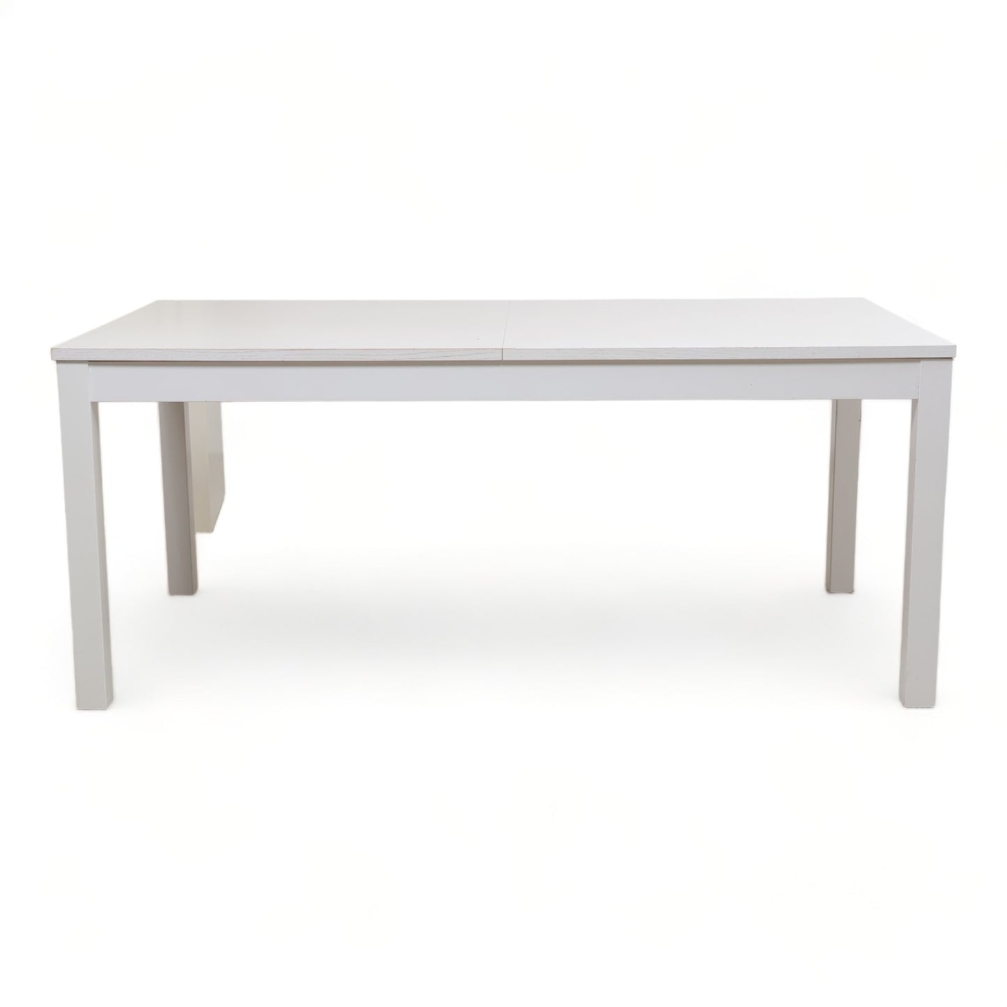 Nyrenset | IKEA Bjursta spisebord i fargen hvit med ileggsplate