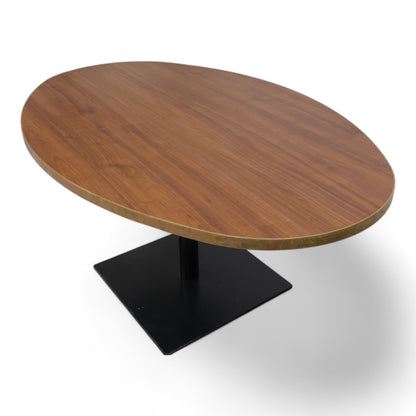 Kvalitetssikret | Robust rundt bord med brun plate og metallkant