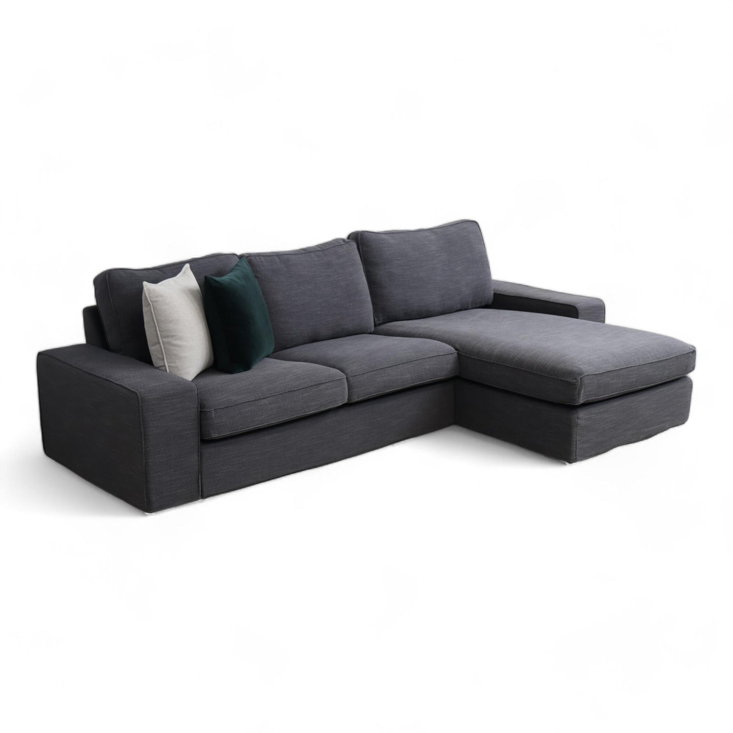 Nyrenset | Mørk grå IKEA Kivik sofa med sjeselong
