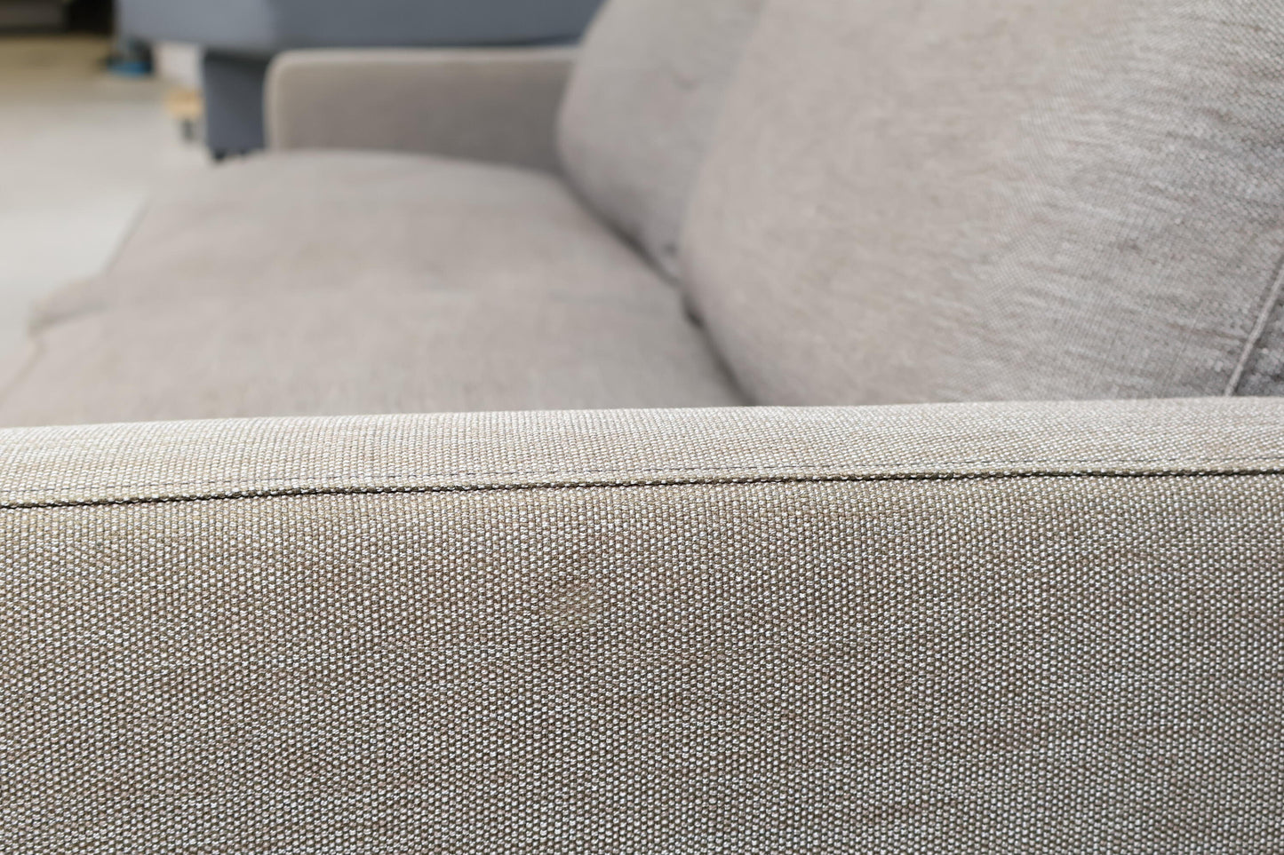 Nyrenset | Grå/Beige Tromøya 3-seter Sofa fra Hødnebø