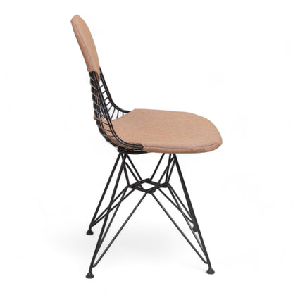 Nyrenset | Vitra Wire Chair DKR-2 i Cognac/Ivory