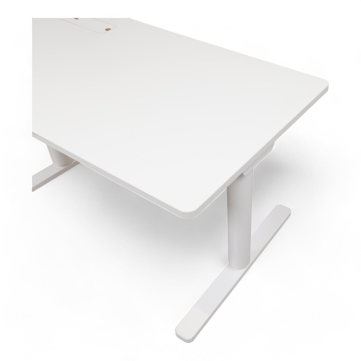Kvalitetssikret | Hvit Dencon Delta elektriske hev/senk skrivebord 120x80cm
