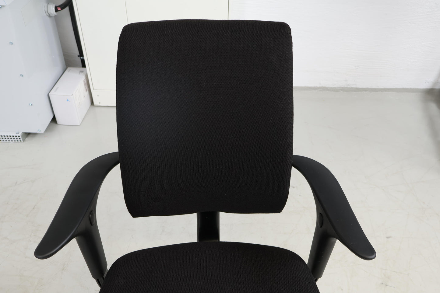 Nyrenset | Sort Håg H05 kontorstol med justeringsfunksjoner