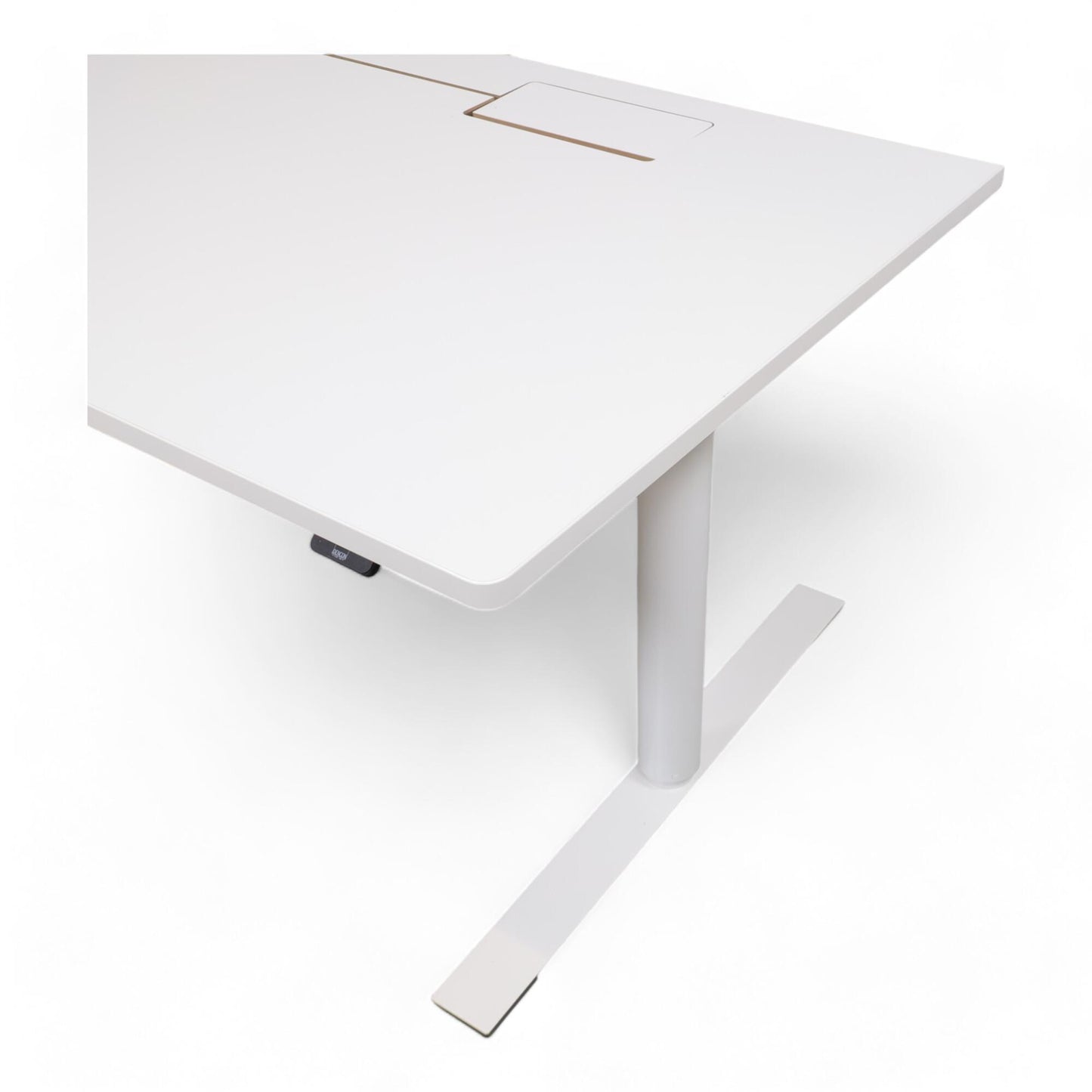 Nyrenset | Hvit Dencon Delta elektriske hev/senk skrivebord 160x80cm
