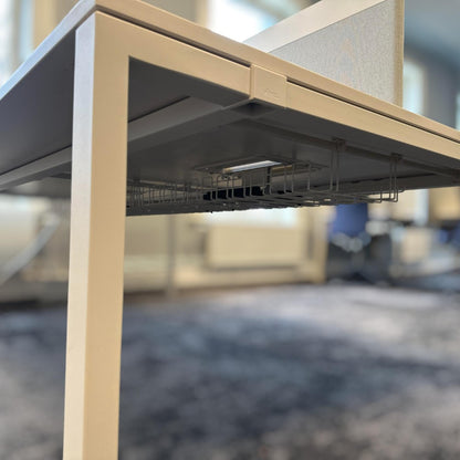 Vitra WorkIT kontorbord for 6 plasser i hvit, 240x160 cm