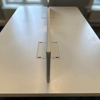 Vitra WorkIT kontorbord for 6 plasser i hvit, 240x160 cm