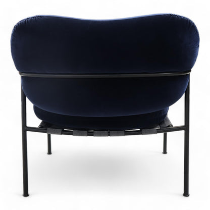 Nyrenset | Mørk blå Fogia Bollo lenestol i velur