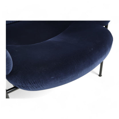 Nyrenset | Mørk blå Fogia Bollo lenestol i velur