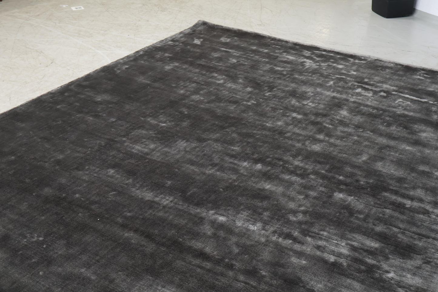 Ubrukt | Mørk grå Saphier gulvteppe 300x400cm