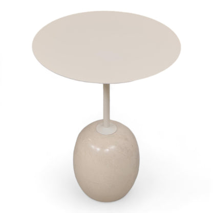 Utmerket tilstand | &TRADITION Lato LN8 rundt marmorbord i Ivory White / Crema Diva