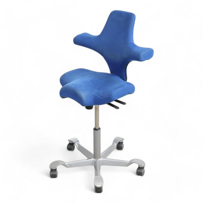 Nyrenset | Håg Capisco blå kontorstol med sadelsete