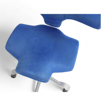 Nyrenset | Håg Capisco blå kontorstol med sadelsete