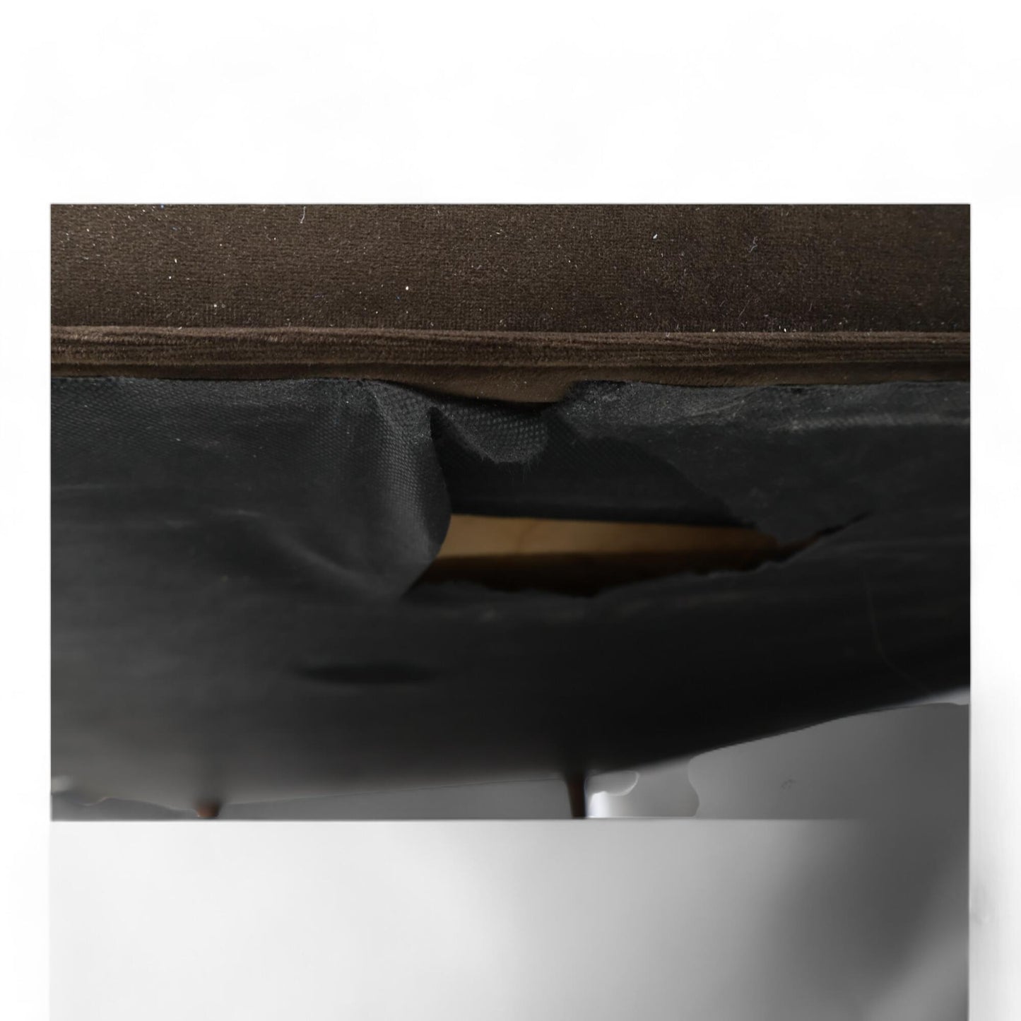 Nyrenset | SofaCompany Harper 3-seter sofa i mørk brun velur