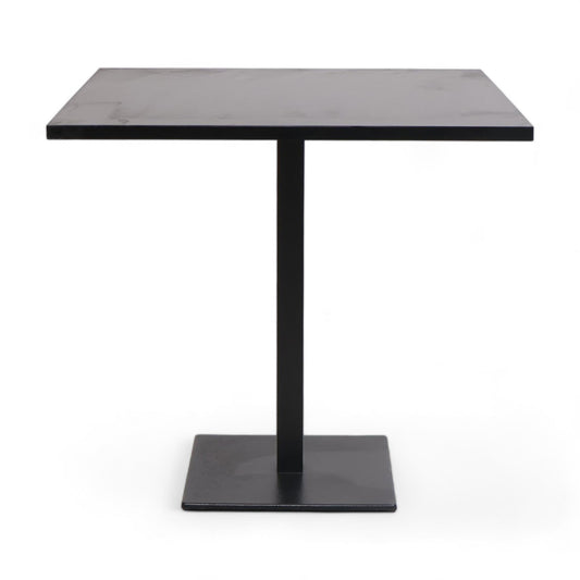 Nyrenset | Mørk grå Pedrali Ypsilon table 80x80