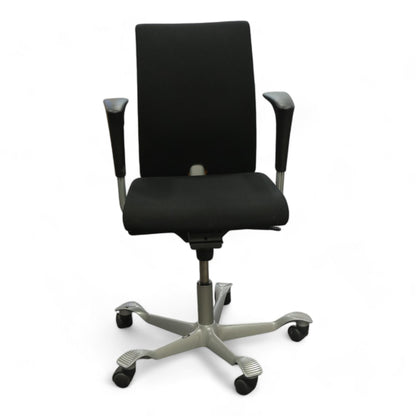 Nyrenset | HÅG H04 4400 svart kontorstol