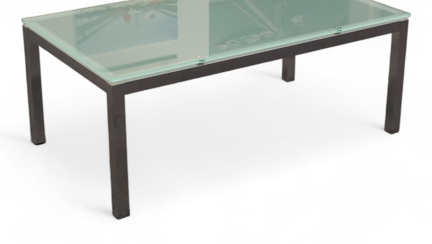 Nyrenset | Krumfarget glassbord i god stand