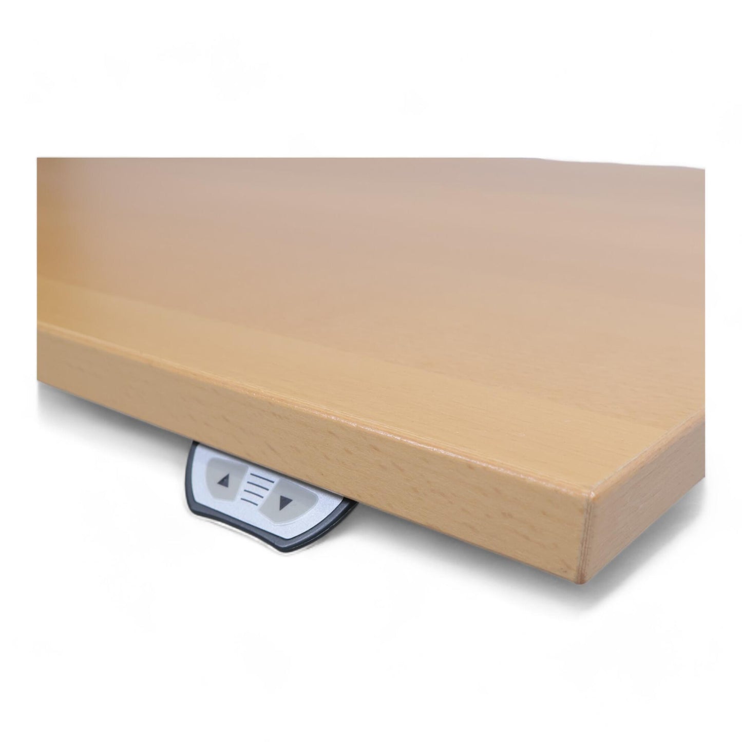 Nyrenset | 140x80 Kinnarps Elektriske hev/senk skrivebord med treplate