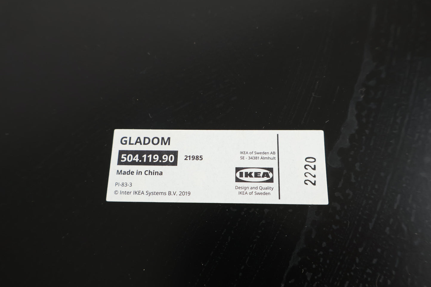 Nyrenset | Ikea Gladom sidebord i sort