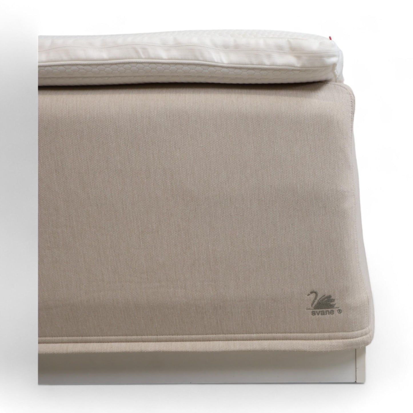 Nyrenset | Beige Svane seng 200x150cm