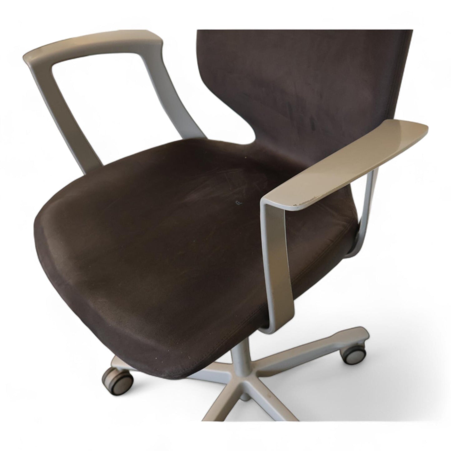 Nyrenset | Kinnarps kontorstol med hjul og armlener