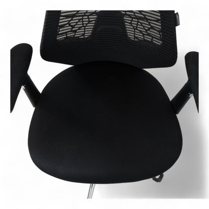 Kvalitetssikret | Svart kontorstol fra STAPLES