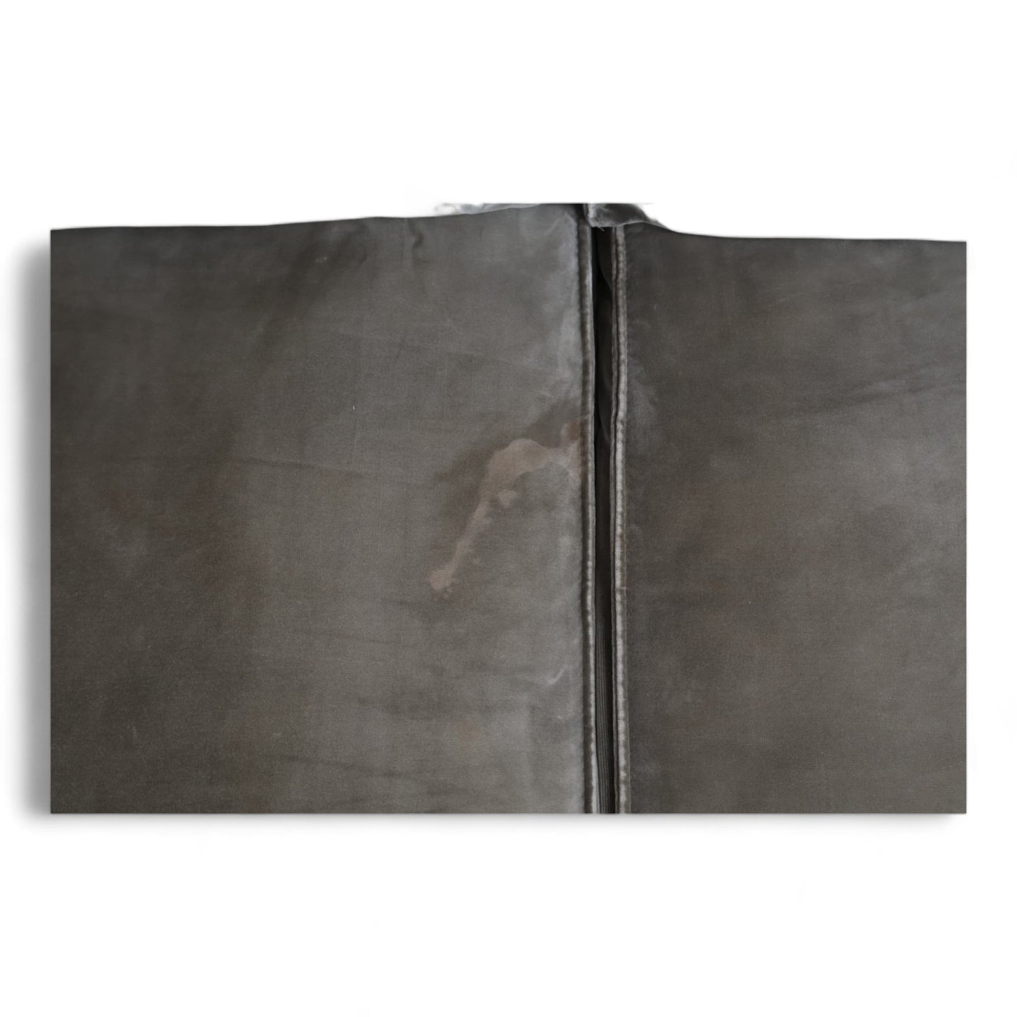 Nyrenset | June sjeselongsofa fra Home&Cottage i taupe velur