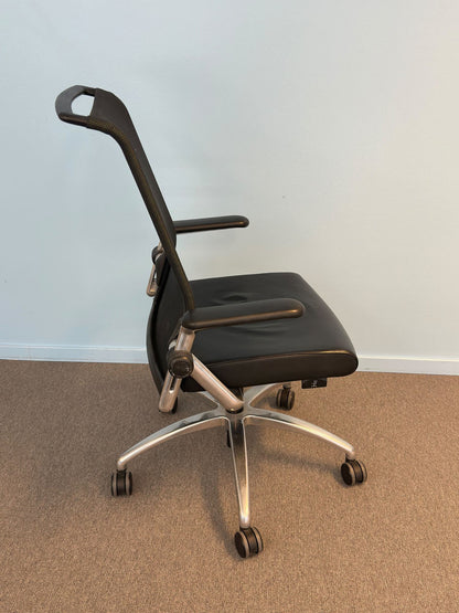 Kvalitetssikret | Kontorstol KiNETA fra König-Neurath med skinnsete