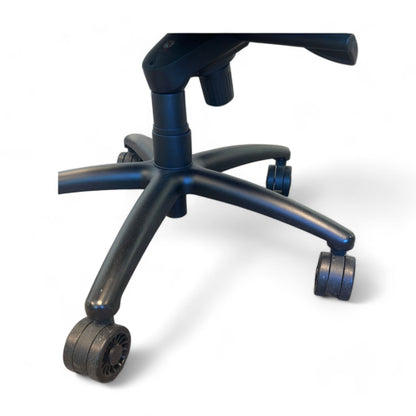 Nyrenset | Svive Phoenix Tier 3 Gamingstol i sort