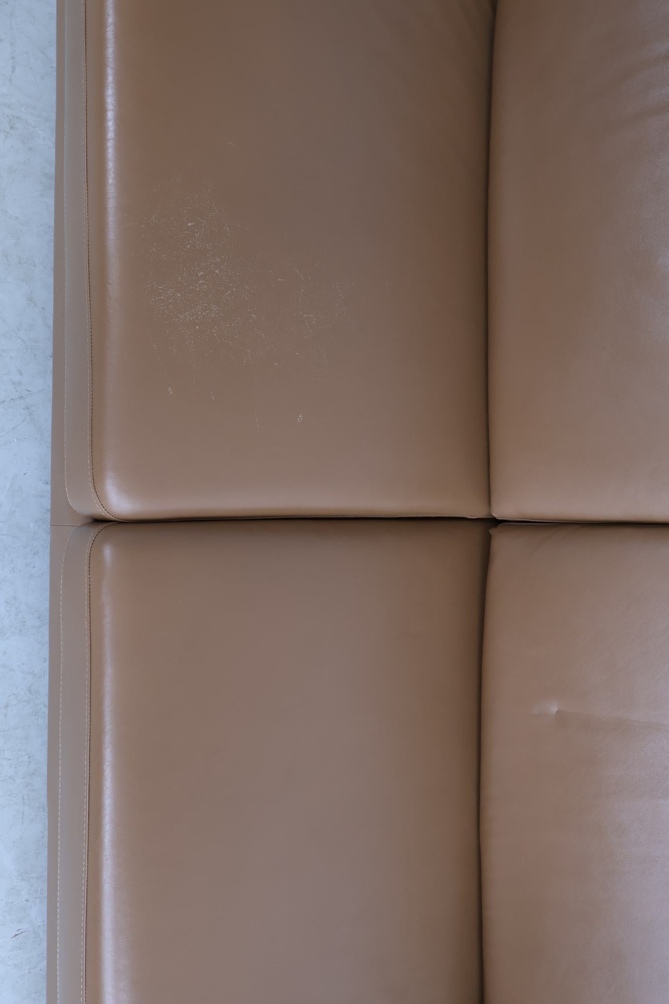 Nyrenset | Brun 3-seter sofa i skinn fra Hjellegjerde