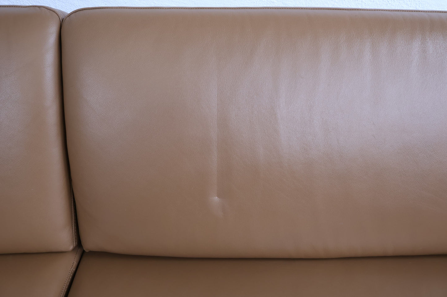 Nyrenset | Brun 3-seter sofa i skinn fra Hjellegjerde