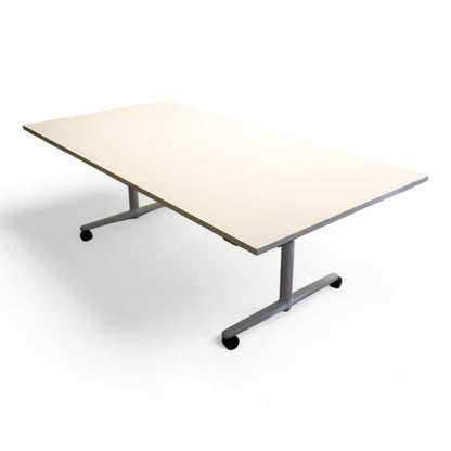 Kvalitetssikret | Møtebord 6-pers fra KUSCH CO i hvit