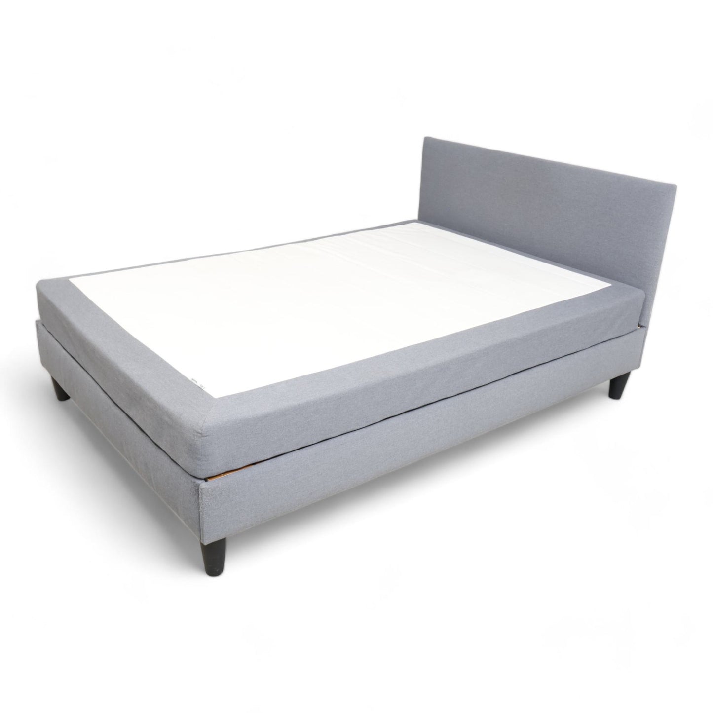 Nyrenset | Grå Ikea Säbövik seng 140x200