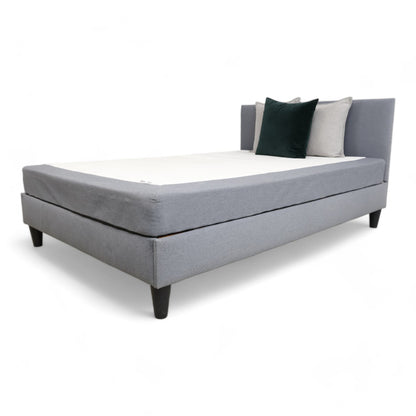 Nyrenset | Grå Ikea Säbövik seng 140x200