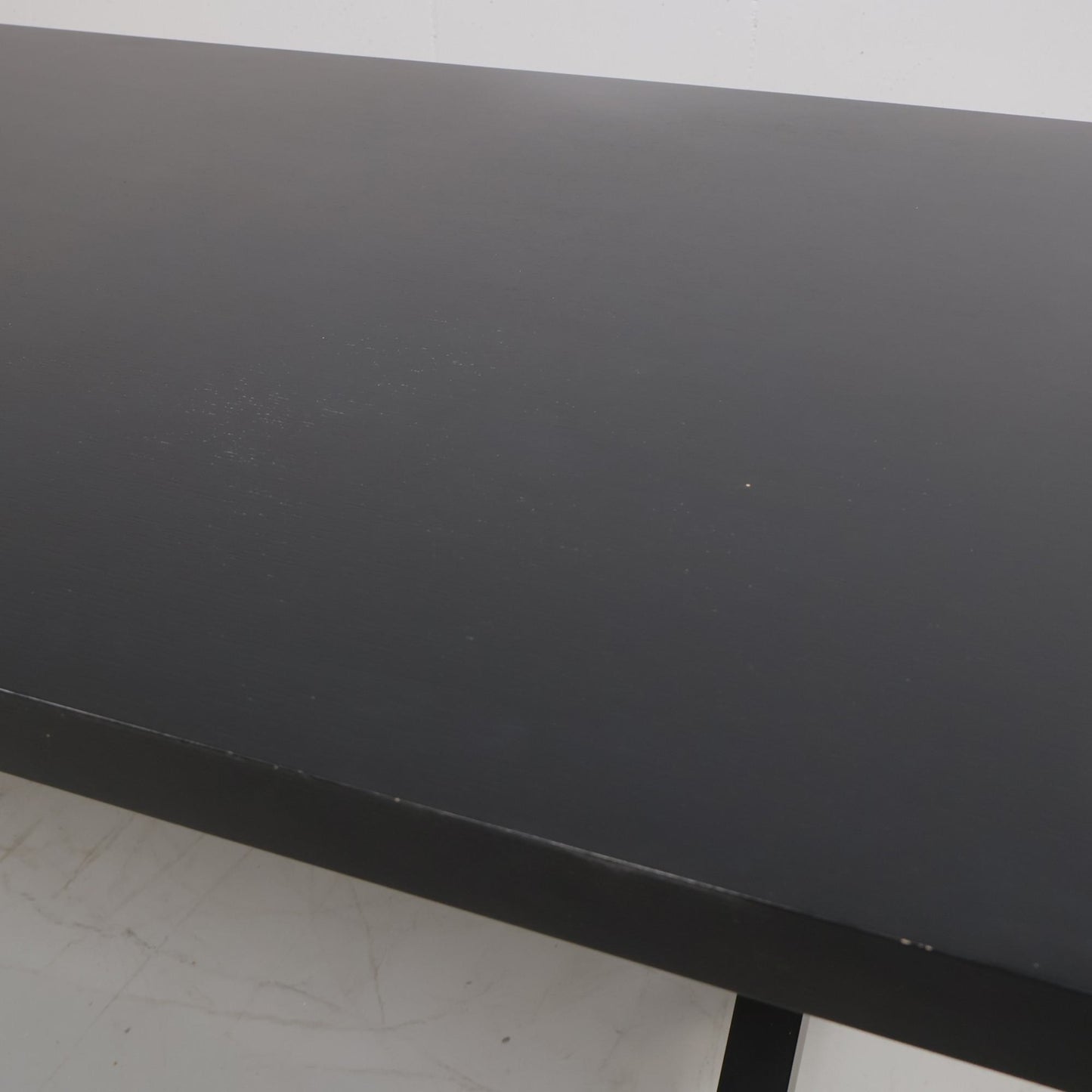 Kvalitetssikret | Sort Konya Spisebord i tre 180x90cm