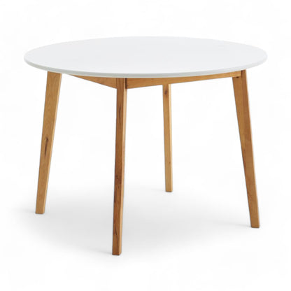 Kvalitetssikret | Hvit Jegind spisebord fra Jysk 105cm