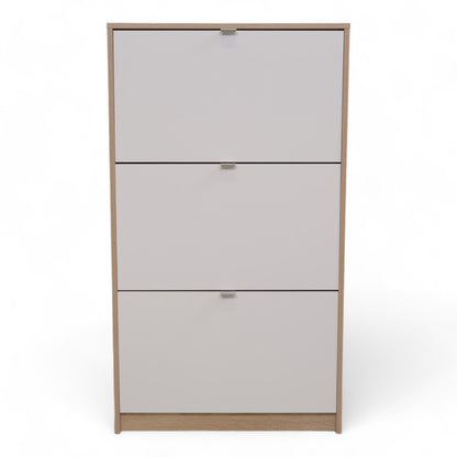 Hvit/tre skoskap fra Skeidar