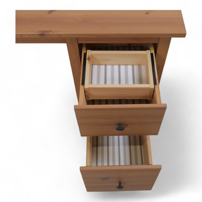 IKEA Hemnes skrivebord i massivt tre