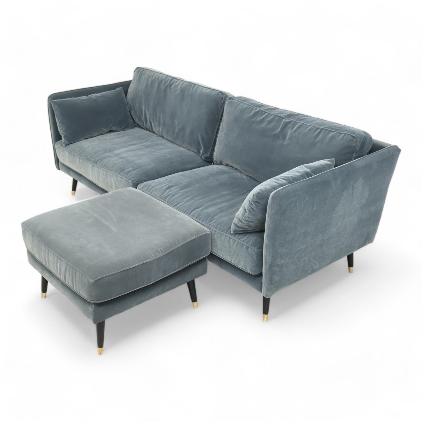 Nyrenset | Ilva 3-seter sofa med puff