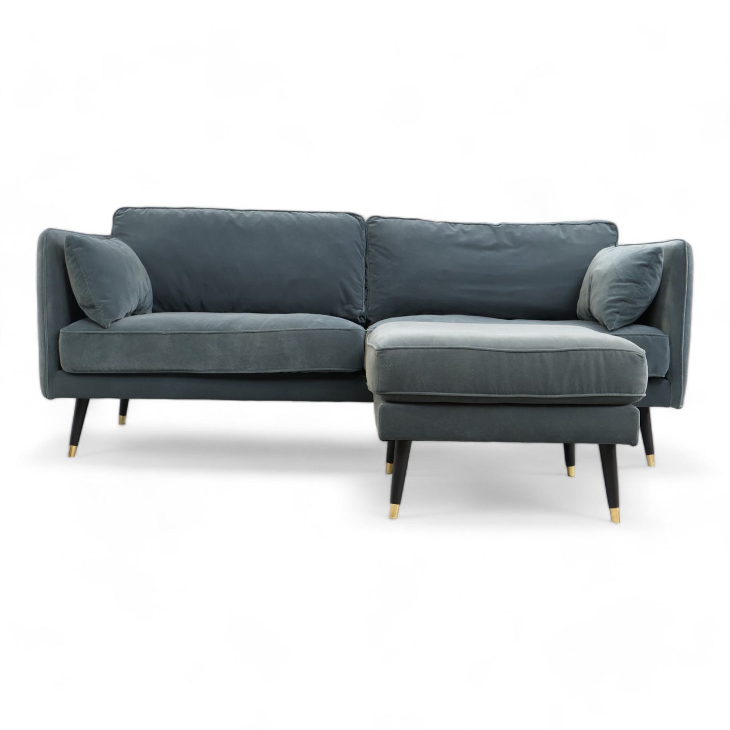 Nyrenset | Ilva 3-seter sofa med puff