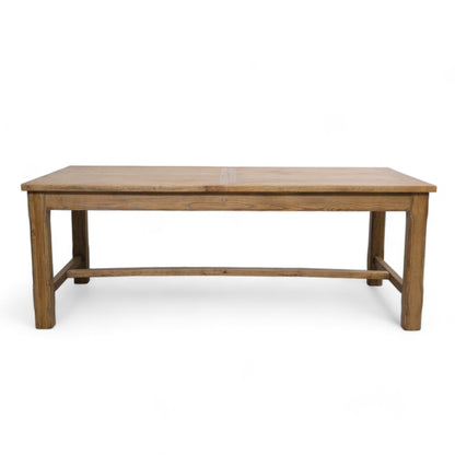 Stort spisebord i gråvasket eik med to ileggsplater