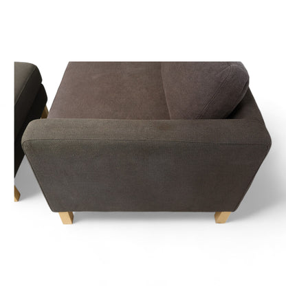 Nyrenset | Ikea KARLSTAD sovesofa med puff