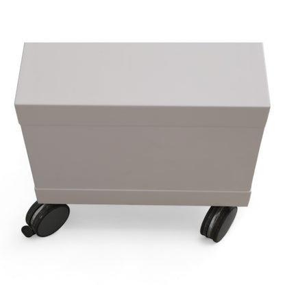 Hvit TV-benk på hjul