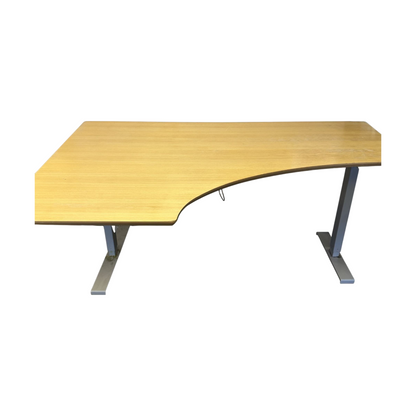 Elektrisk hev/senk skrivebord, trefarget med sving 160x110