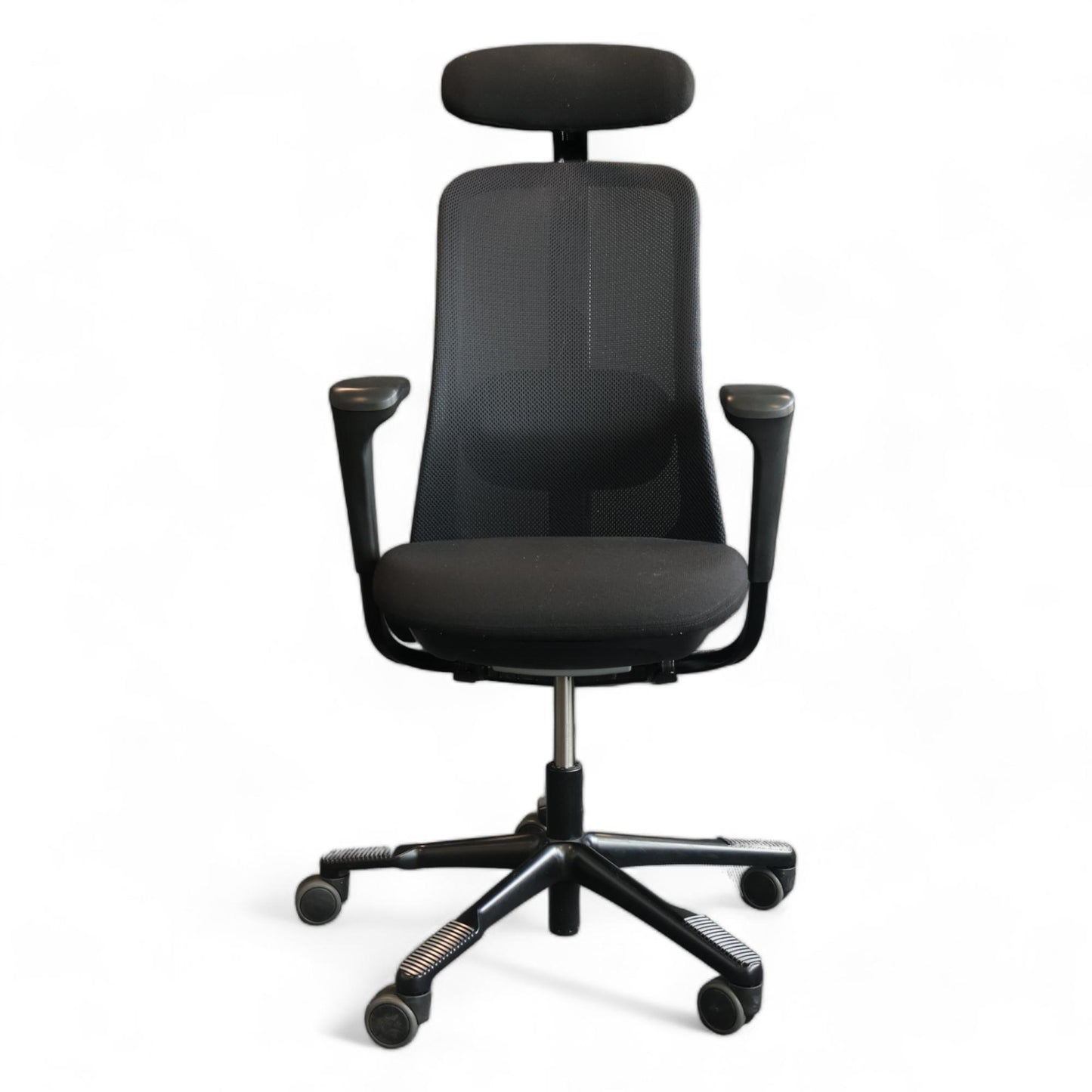 Nyrenset | HÅG SoFi Mesh 7500 kontorstol med armlene og hodehviler