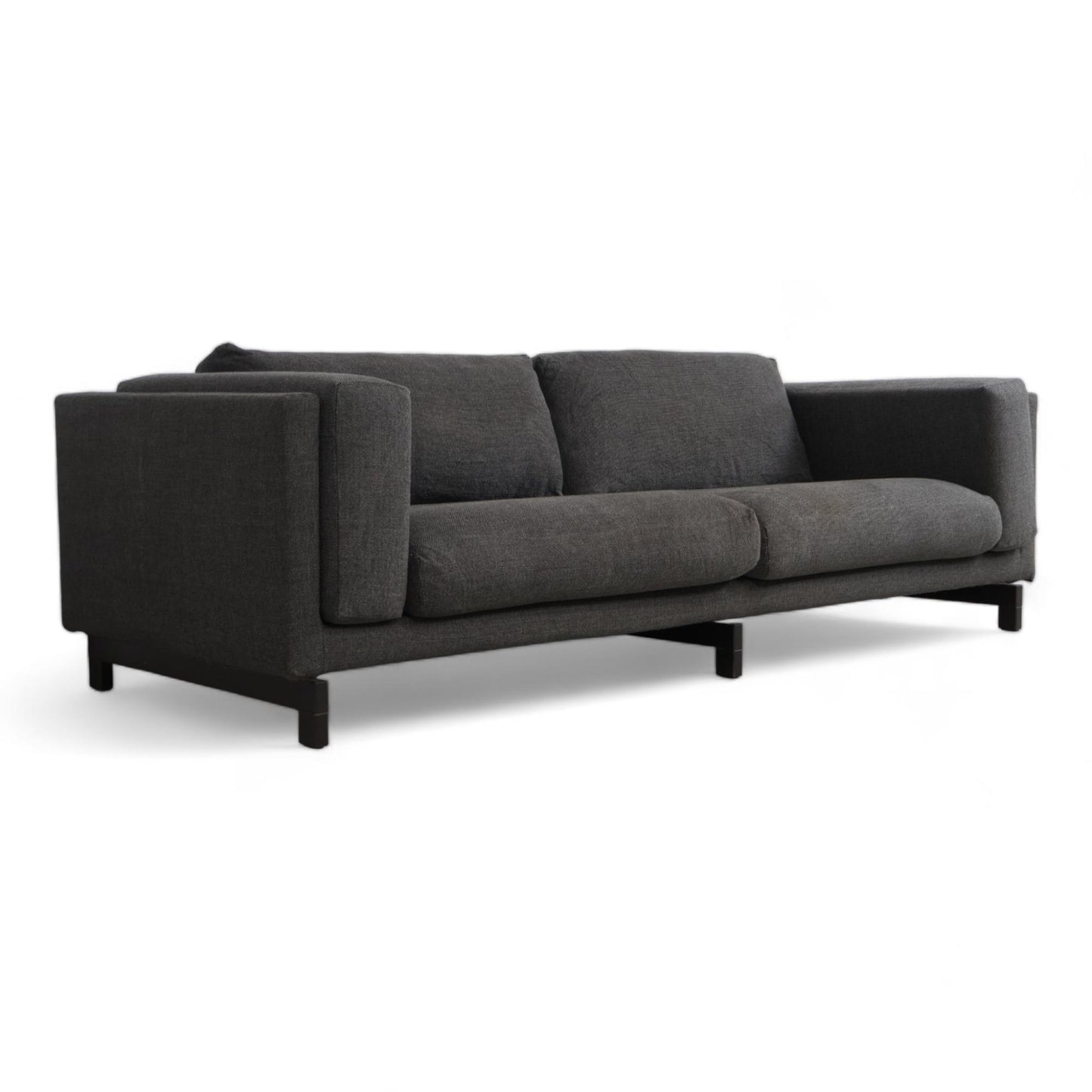 Nyrenset | Mørk grå IKEA Nockeby 3-seter sofa